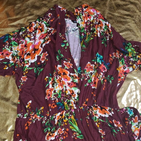 Maxi Dress - Picture 2 of 3